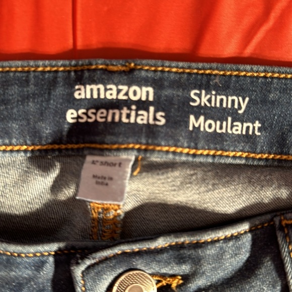 Womens Amazon Essentials jeans size 12S - Picture 4 of 6